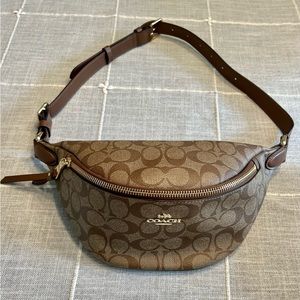 Coach signature belt bag